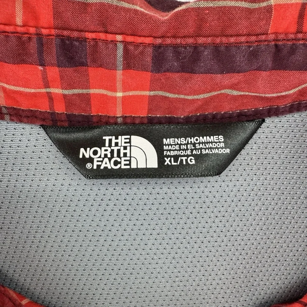 The North Face Long Sleeve Vented Button‎ Up Shirt Mens XL
